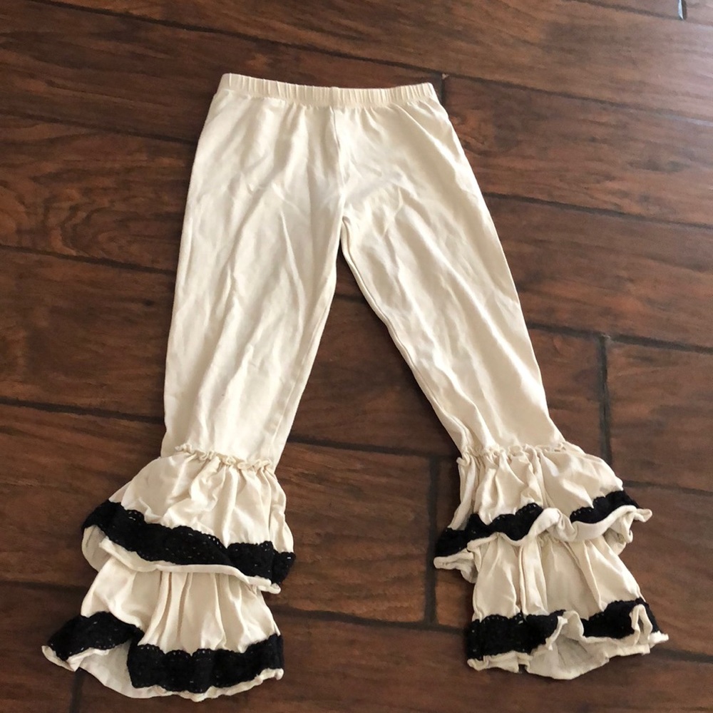 Ruffle leggings